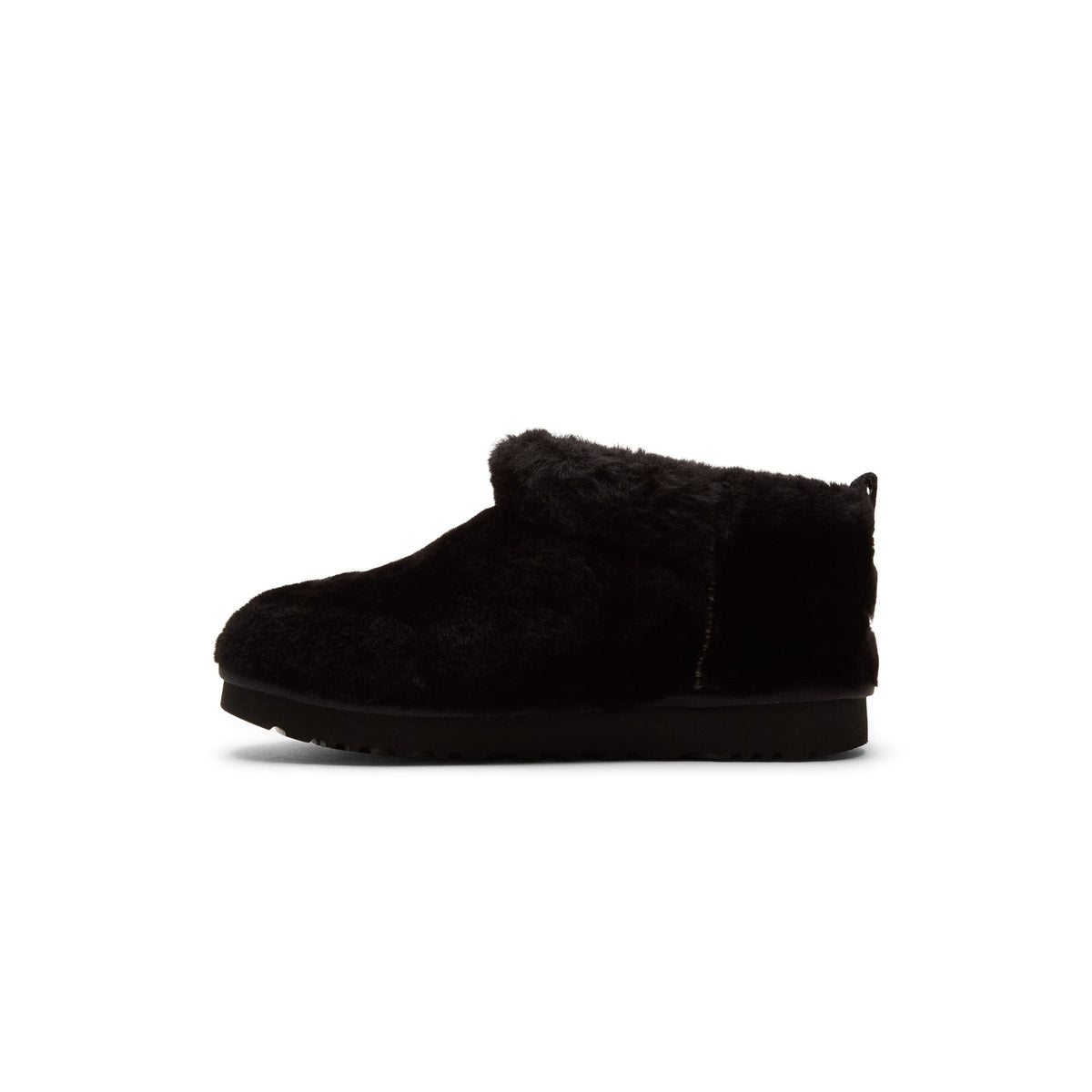 UGG Classic Ultra Mini Fluffed - Black