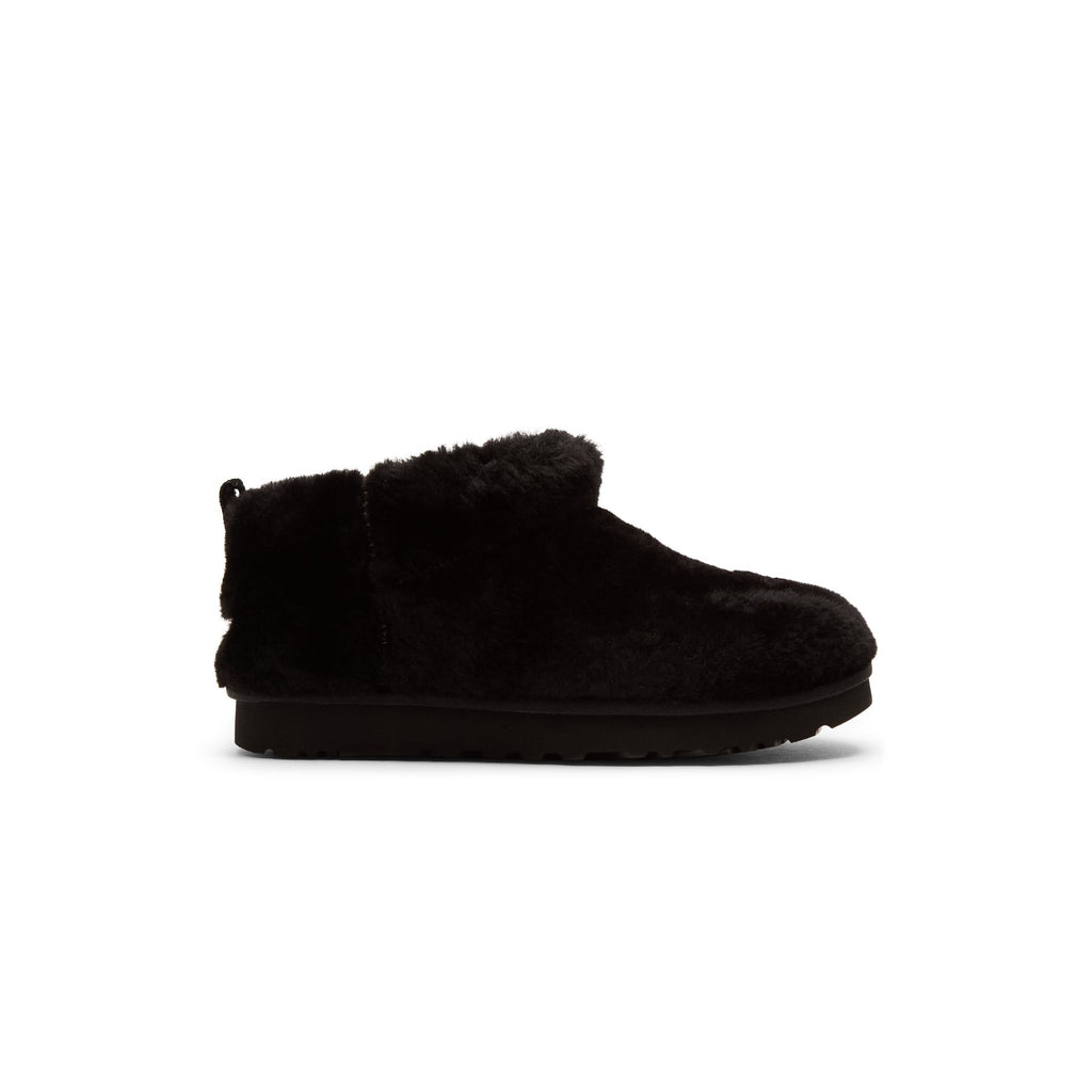 UGG Classic Ultra Mini Fluffed - Black