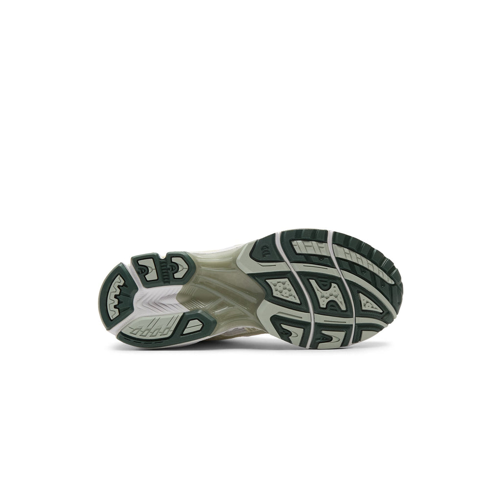 ASICS Gel-Kayano 14 - White / Light Sage
