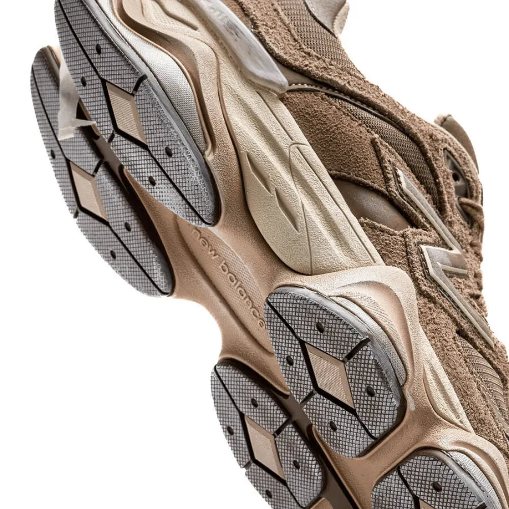 New Balance 9060 - Mushroom Brown