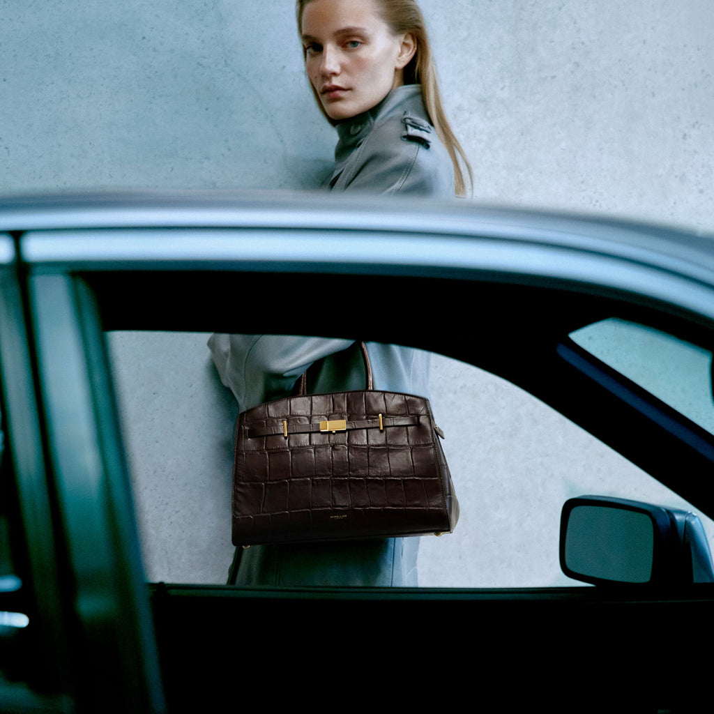 DeMellier The Midi Hudson - Dark Chocolate Large Croc-Effect