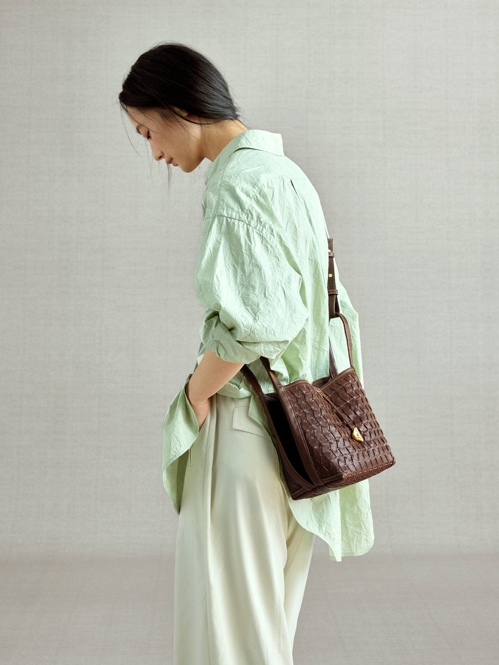 Songmont Lattice Bucket Bag - Onyx