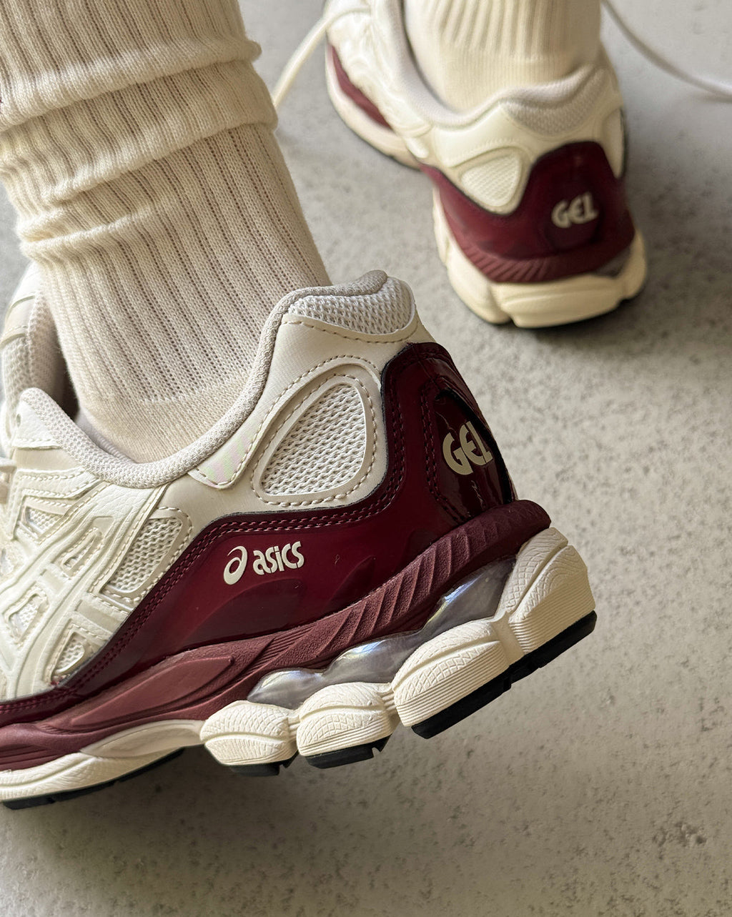 ASICS Gel-NYC - Cream / Antique Red
