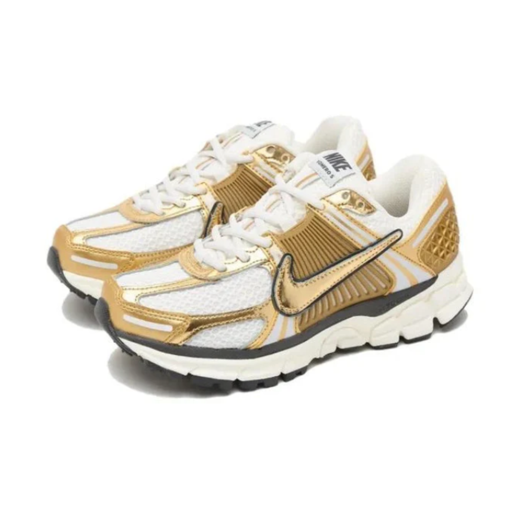 Nike Zoom Vomero 5 - Metallic Gold