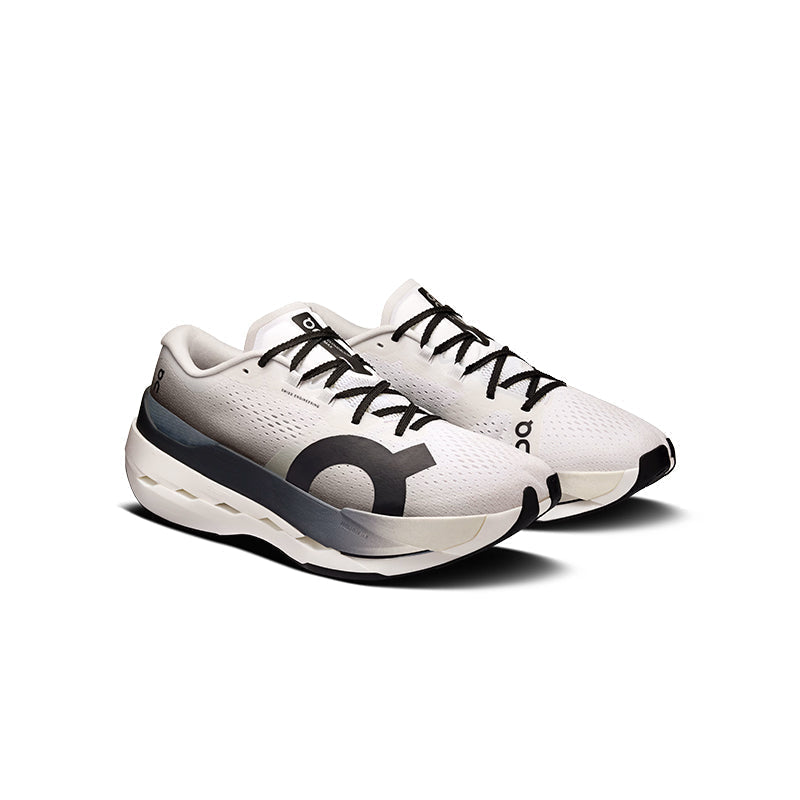 On Cloudboom Max - White / Black