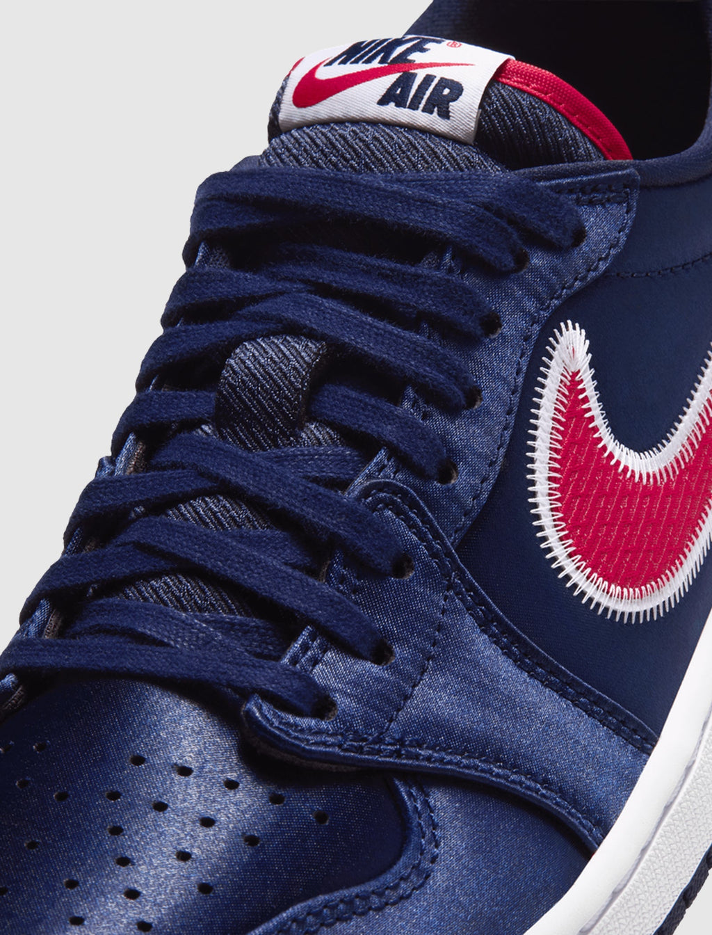 Air Jordan 1 Retro Low OG - Howard University Blue