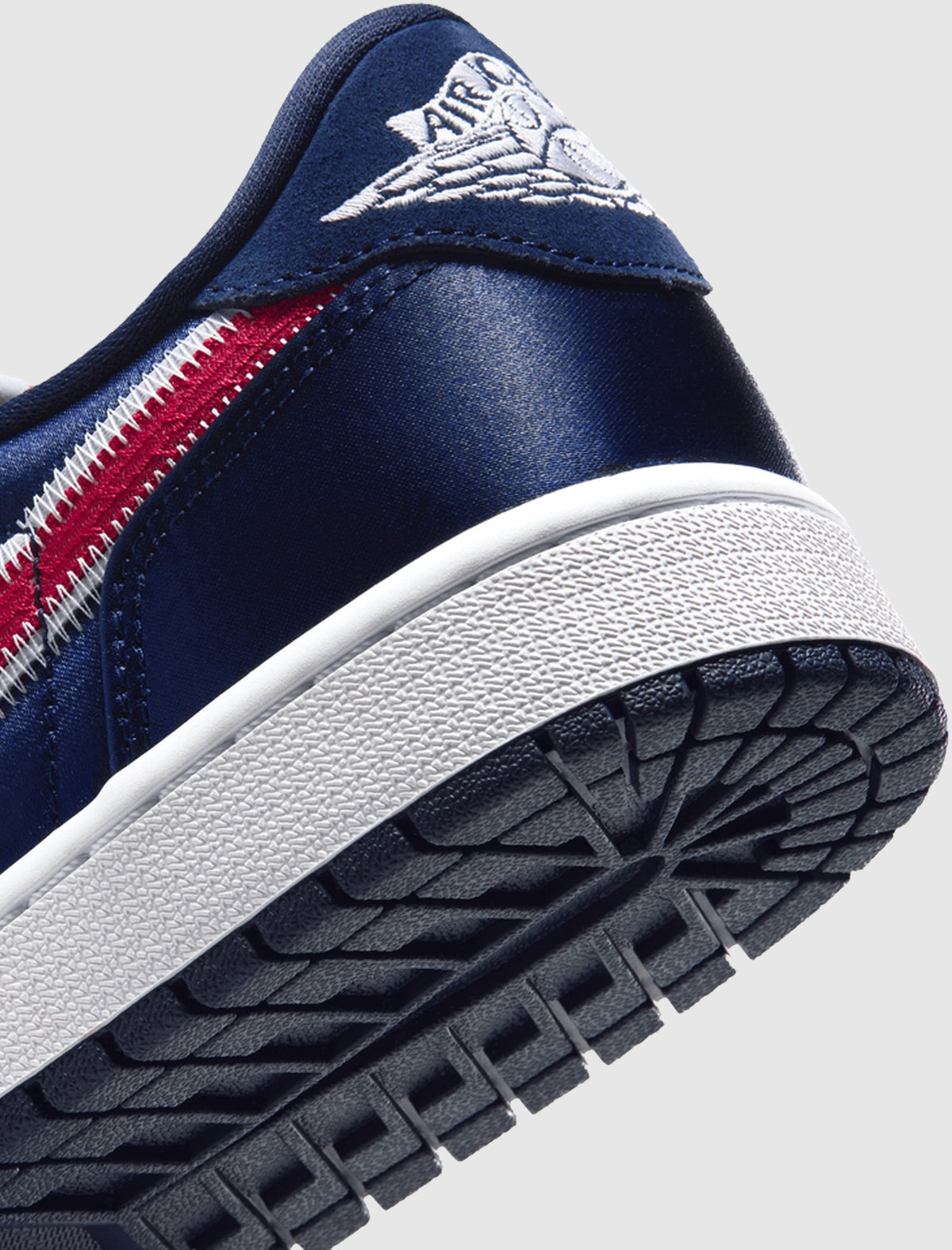 Air Jordan 1 Retro Low OG - Howard University Blue