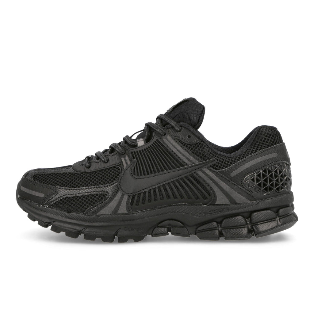 Nike Zoom Vomero 5 - Triple Black