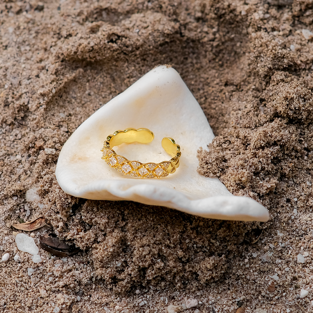 Bague Camille en or à motifs pour femme