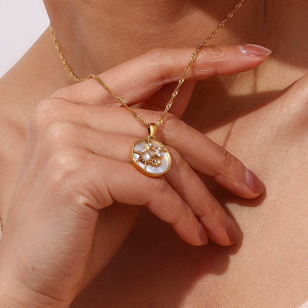 Collana Cybil con pendente in oro e diamanti da donna