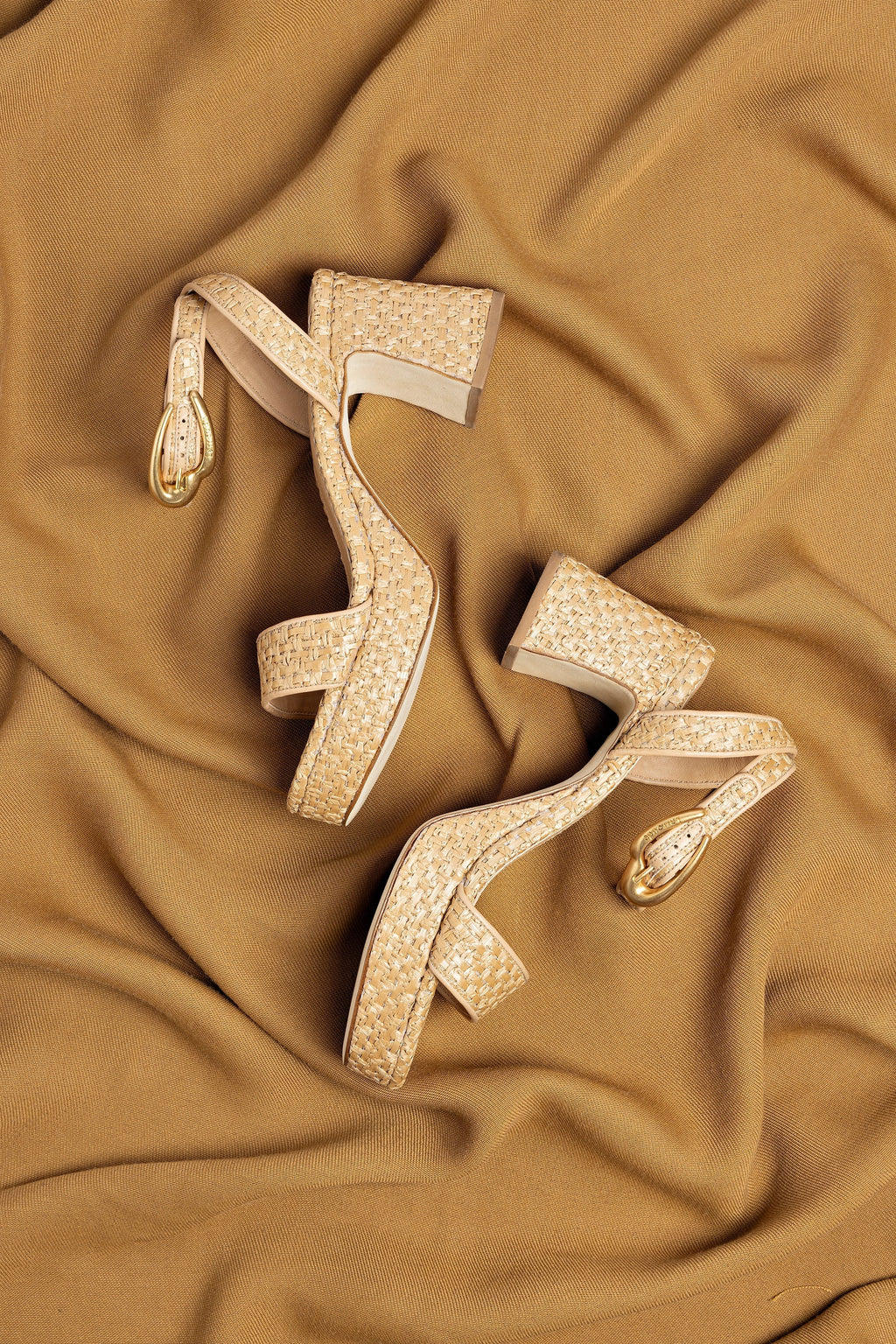 Larroudé Dolly Verona Low Sandal - Natural Raffia / Beige