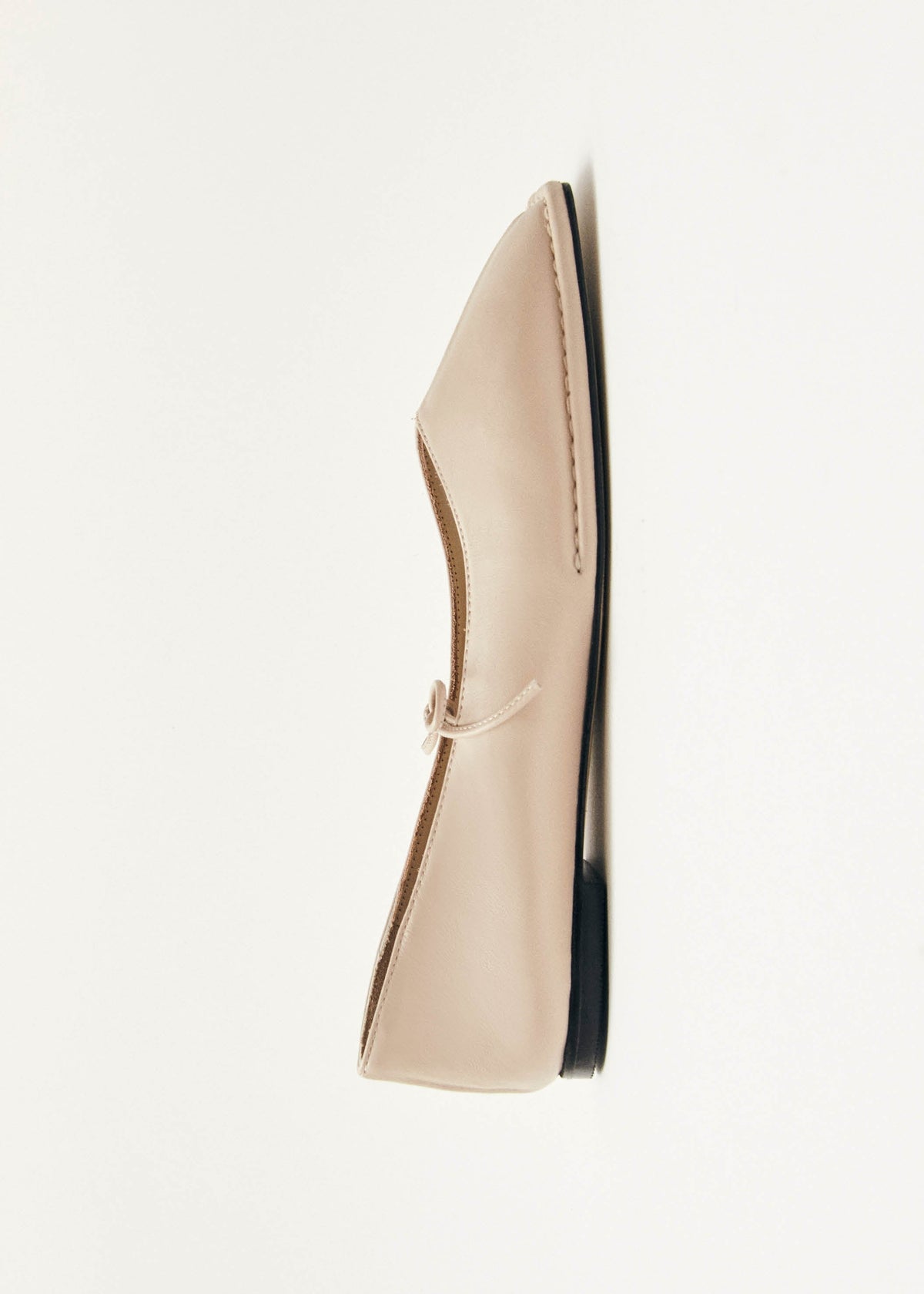 Alohas Sway Leather Ballet Flats - Cream