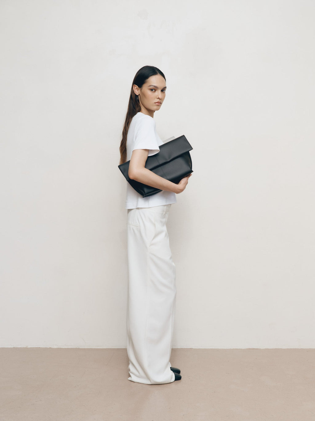 Freja New York Seamed Clutch - Black