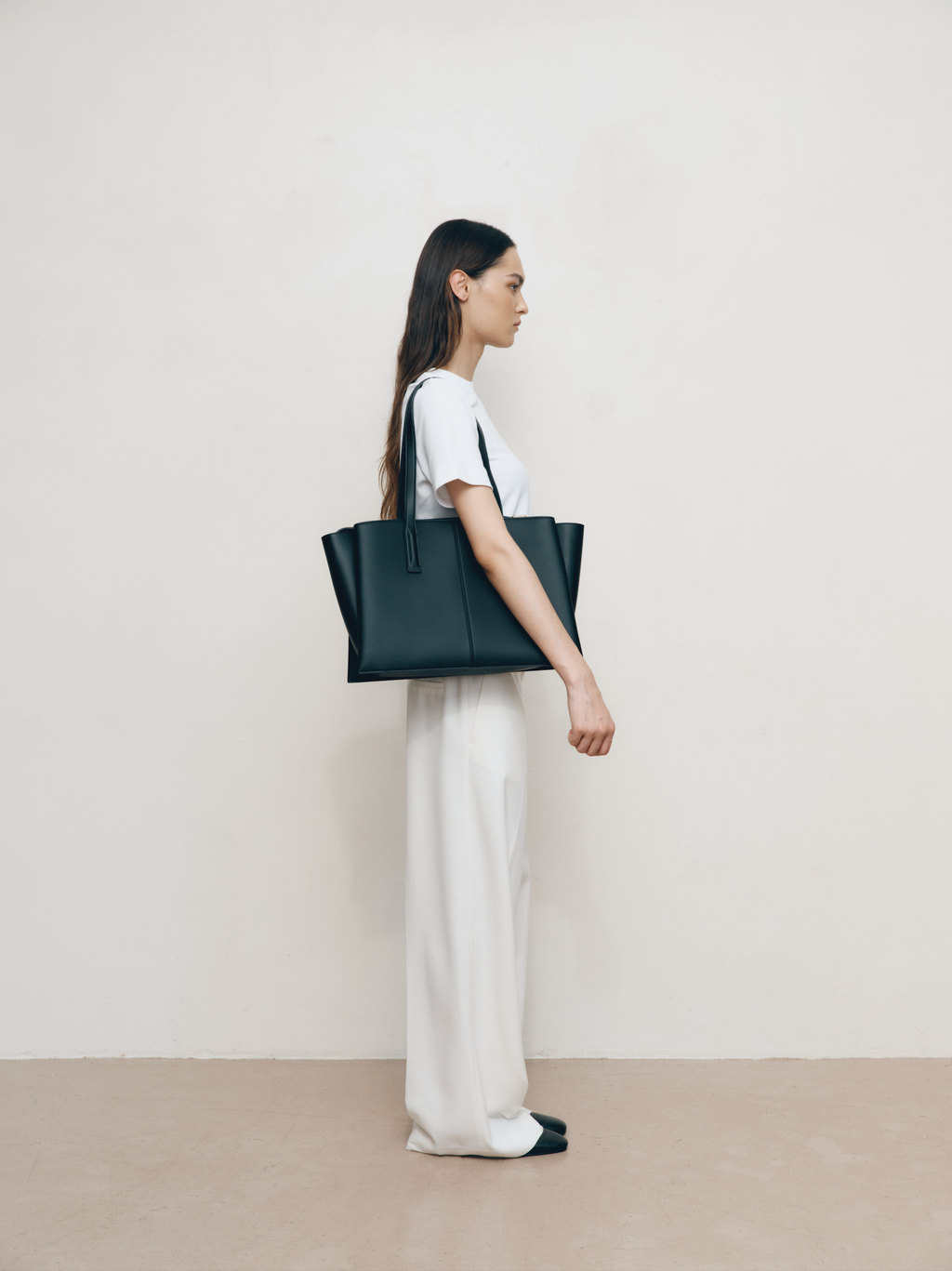 Freja New York Paloma Tote - Black
