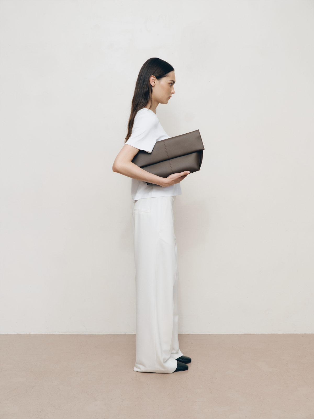 Freja New York Seamed Clutch - Espresso
