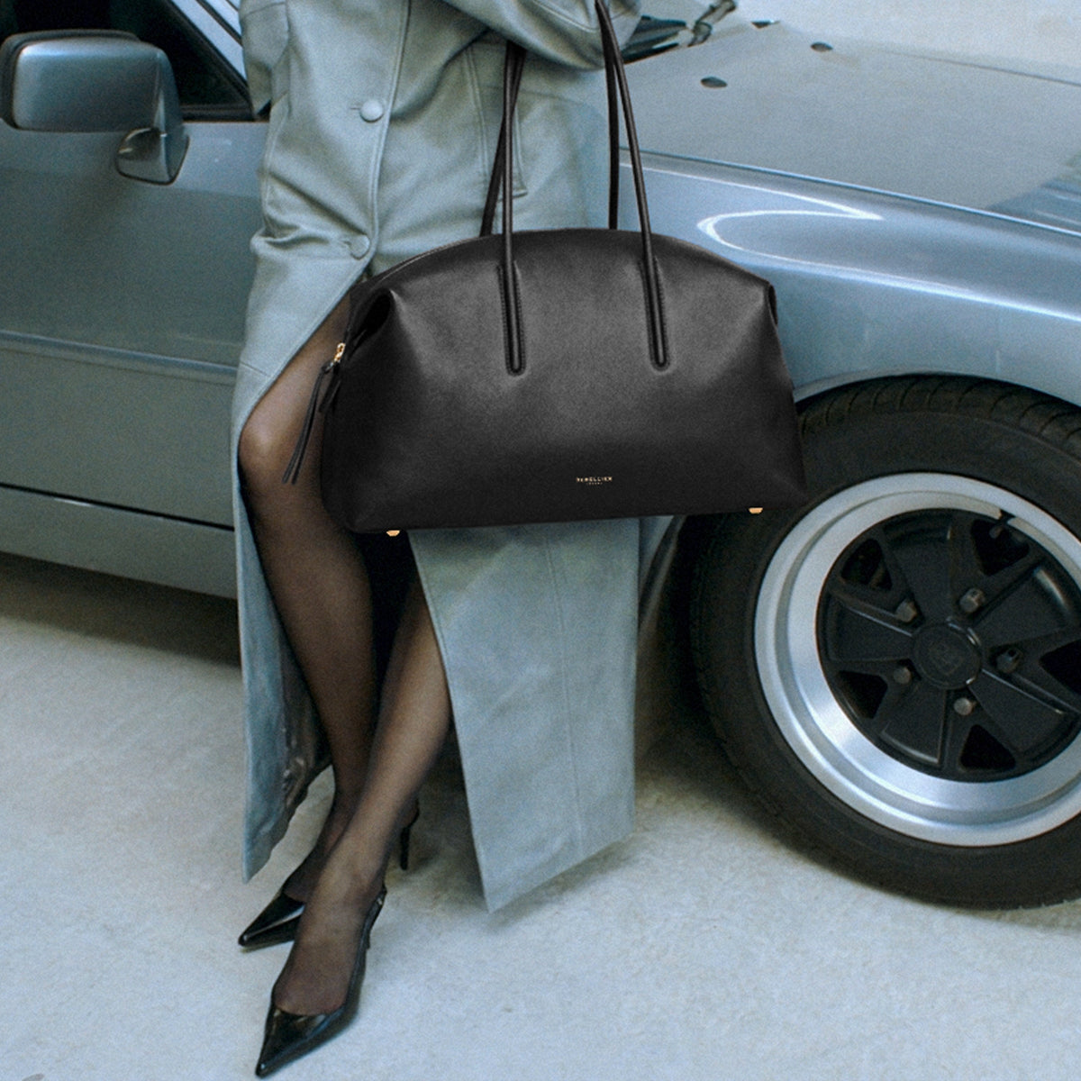DeMellier The Stockholm - Black Fine Grain