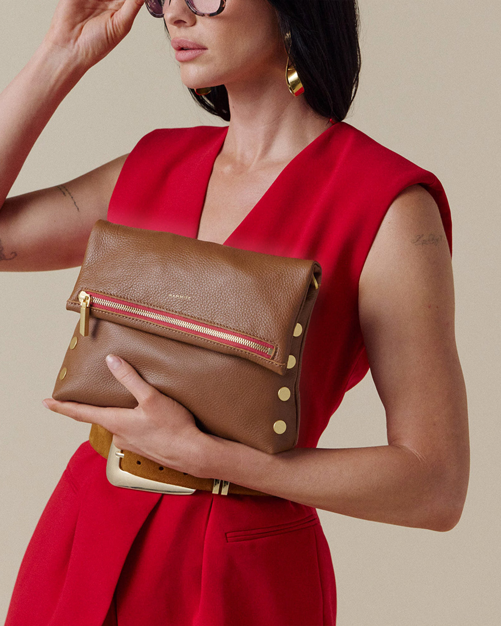 Hammitt VIP Medium - Mahogany Pebble / Brushed Gold Red Zip