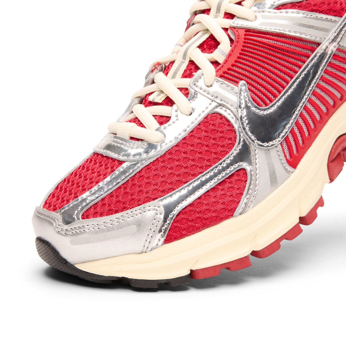 Nike Zoom Vomero 5 - Gym Red / Chrome / Metallic Silver
