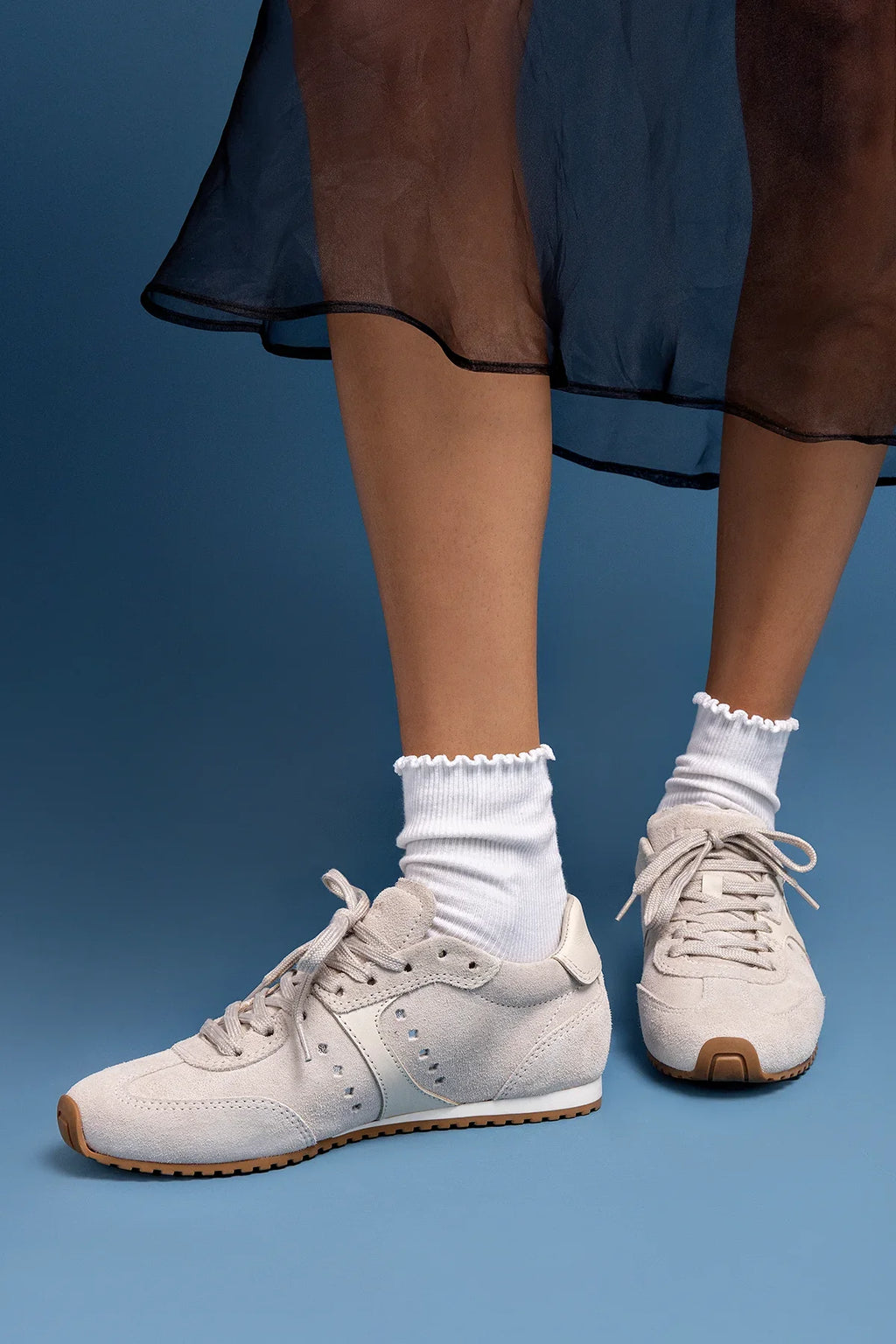 Larroudé Stella Sneaker - Mushroom Grey Suede / Ivory