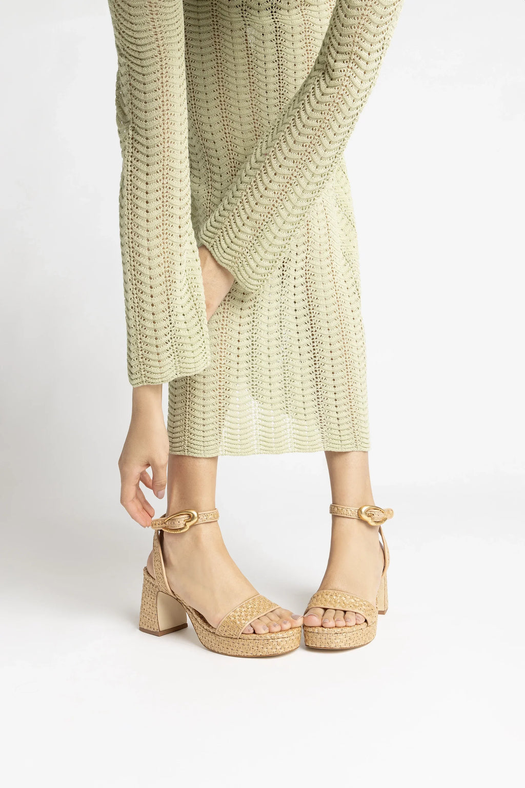 Larroudé Dolly Verona Low Sandal - Natural Raffia / Beige