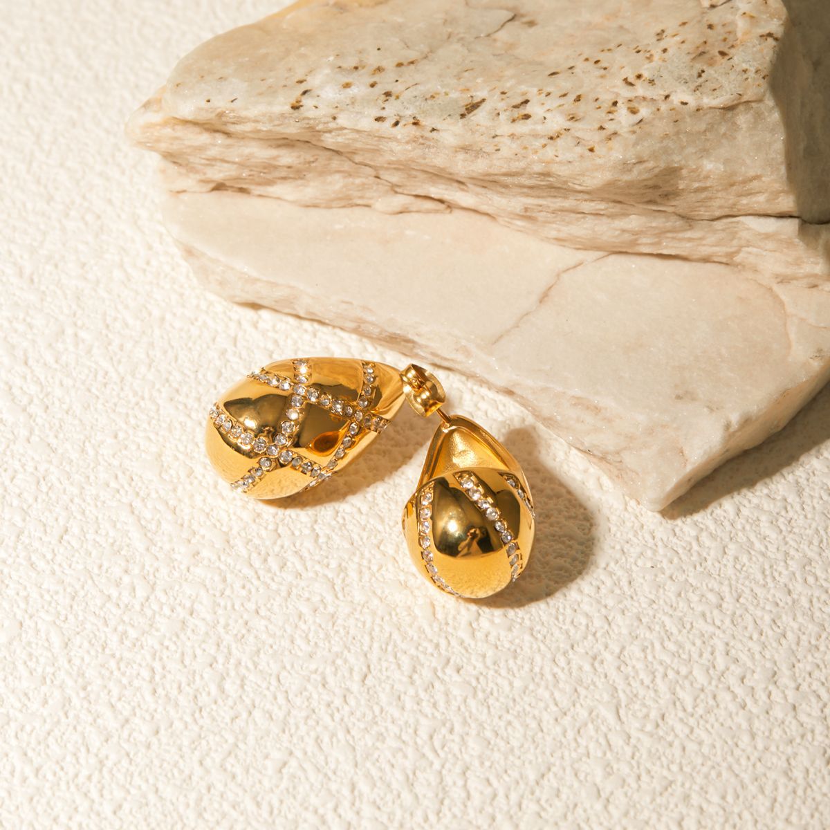 Boucles d'oreilles Linnea en or à diamants