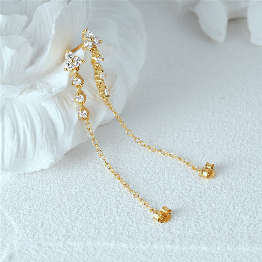 Puces d'oreilles Daniella en or à diamants