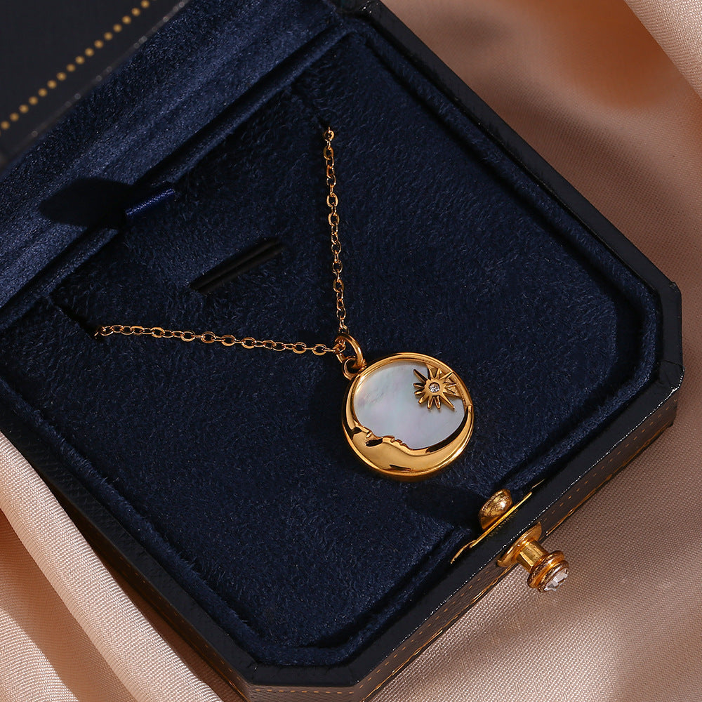 Collier Evangeline lune en or 18 carats pour femme