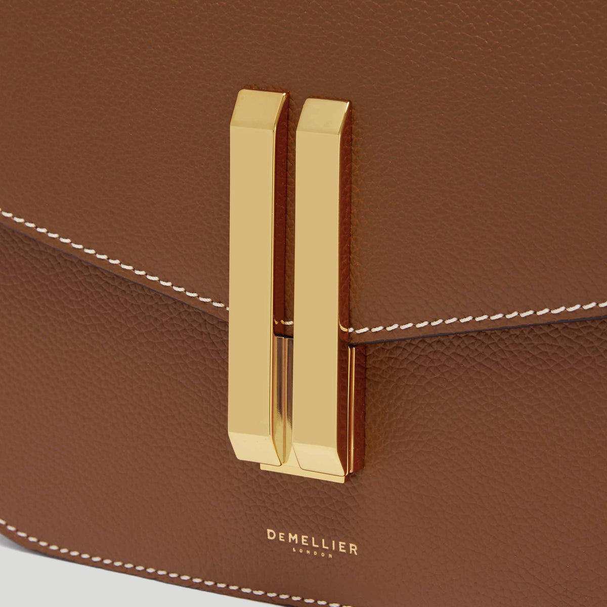 DeMellier The Vancouver - Tan Small Grain / Ecru Stitching
