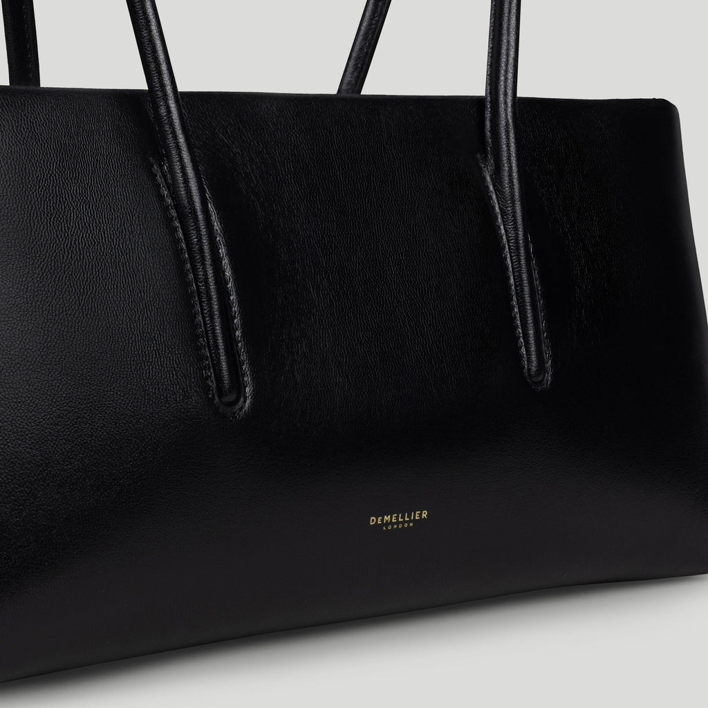 DeMellier The Stockholm Shoulder - Black Fine Grain