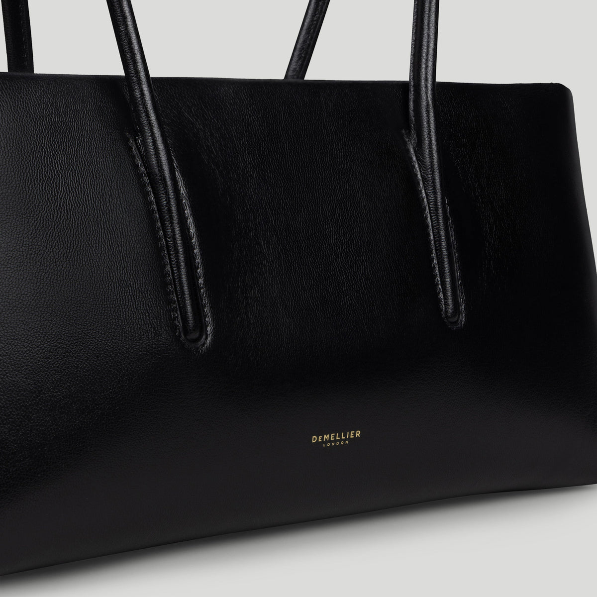DeMellier The Stockholm Shoulder - Black Fine Grain