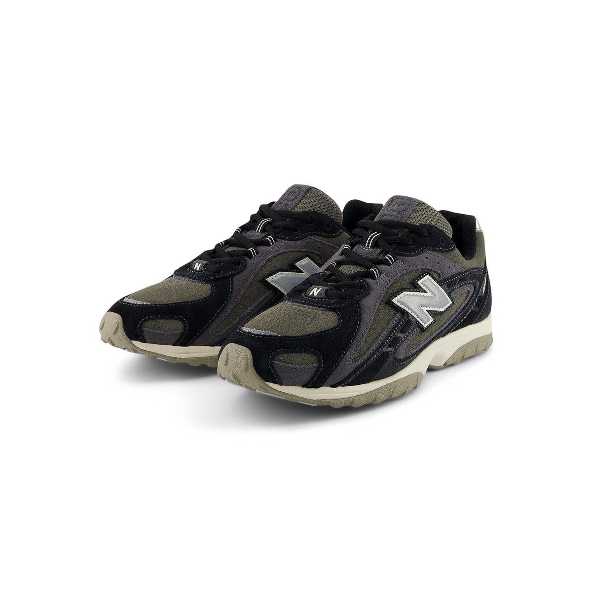 New Balance 204L - Black / Magnet