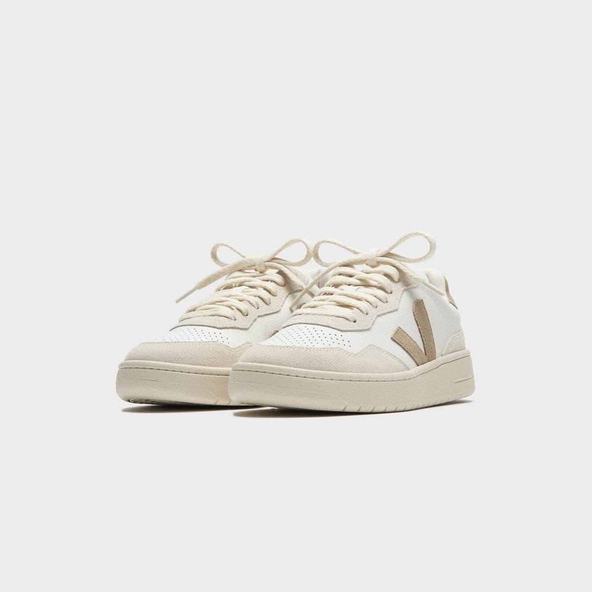Veja V-90 - White / Taupe