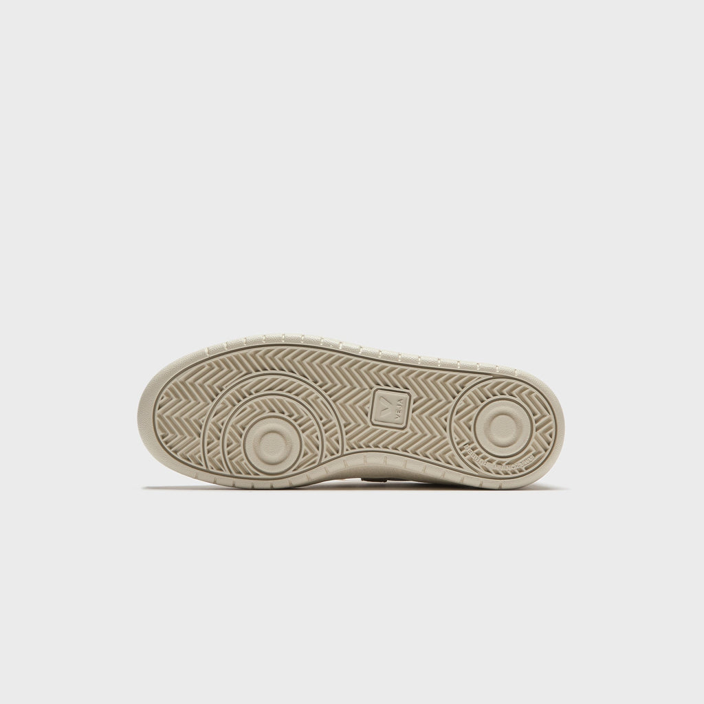 Veja V-90 - White / Taupe