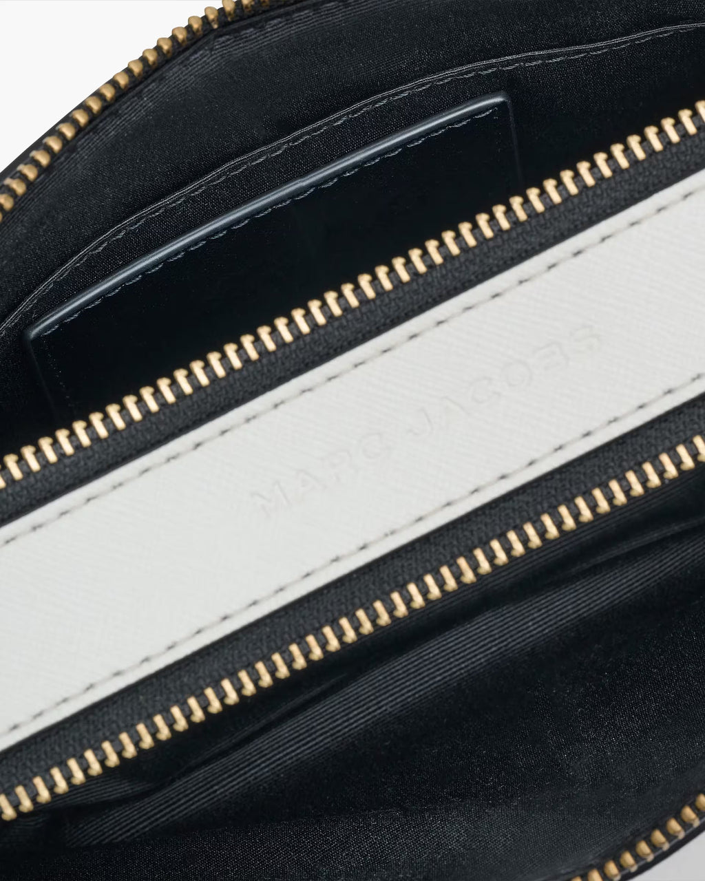 MARC JACOBS | Le Snapshot
