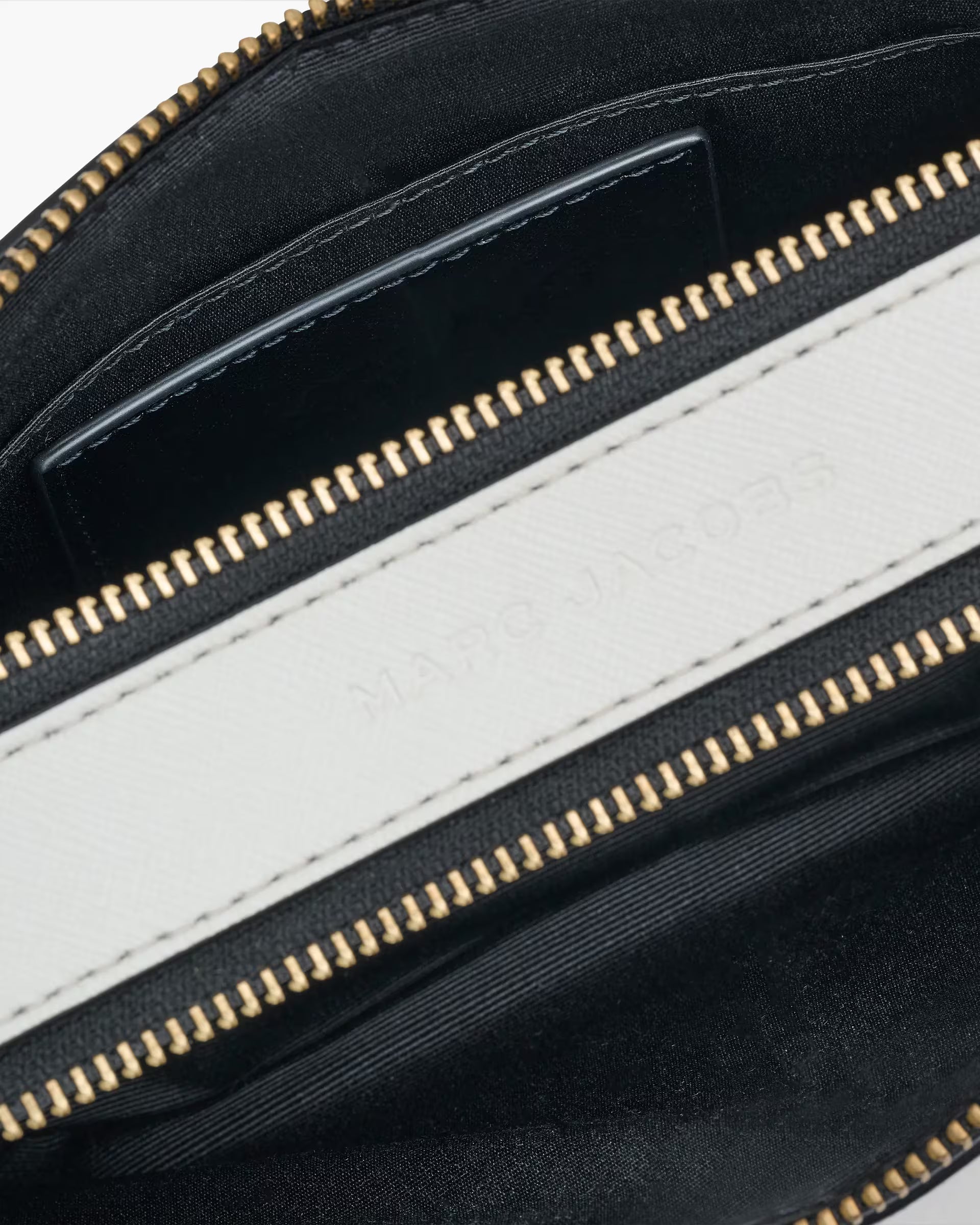 MARC JACOBS | Le Snapshot