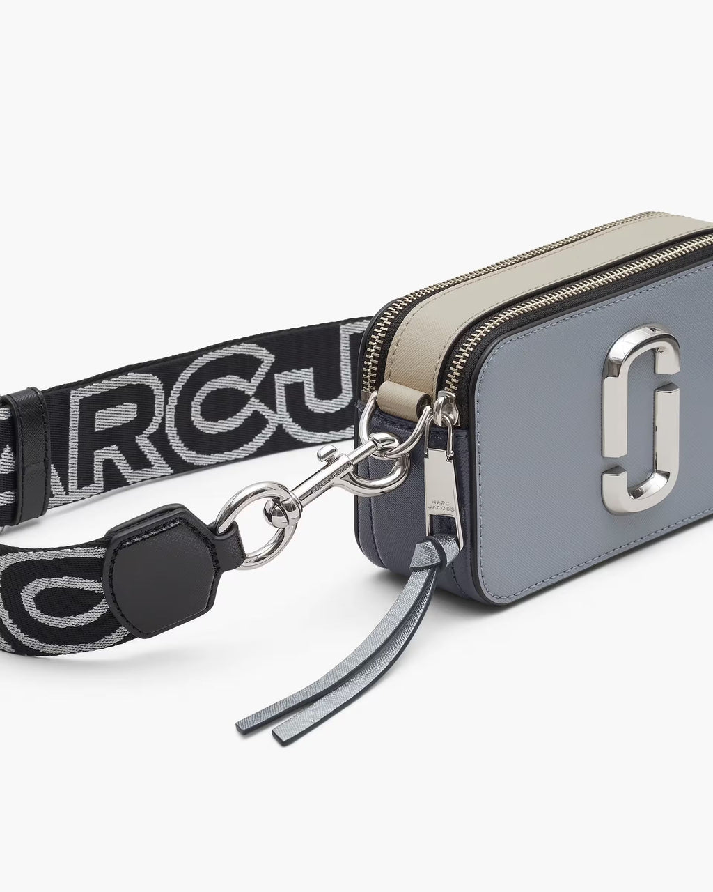 MARC JACOBS | Le Snapshot