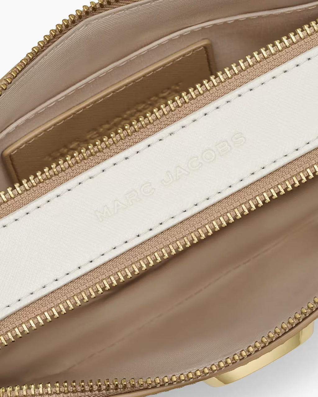 MARC JACOBS | Le Snapshot