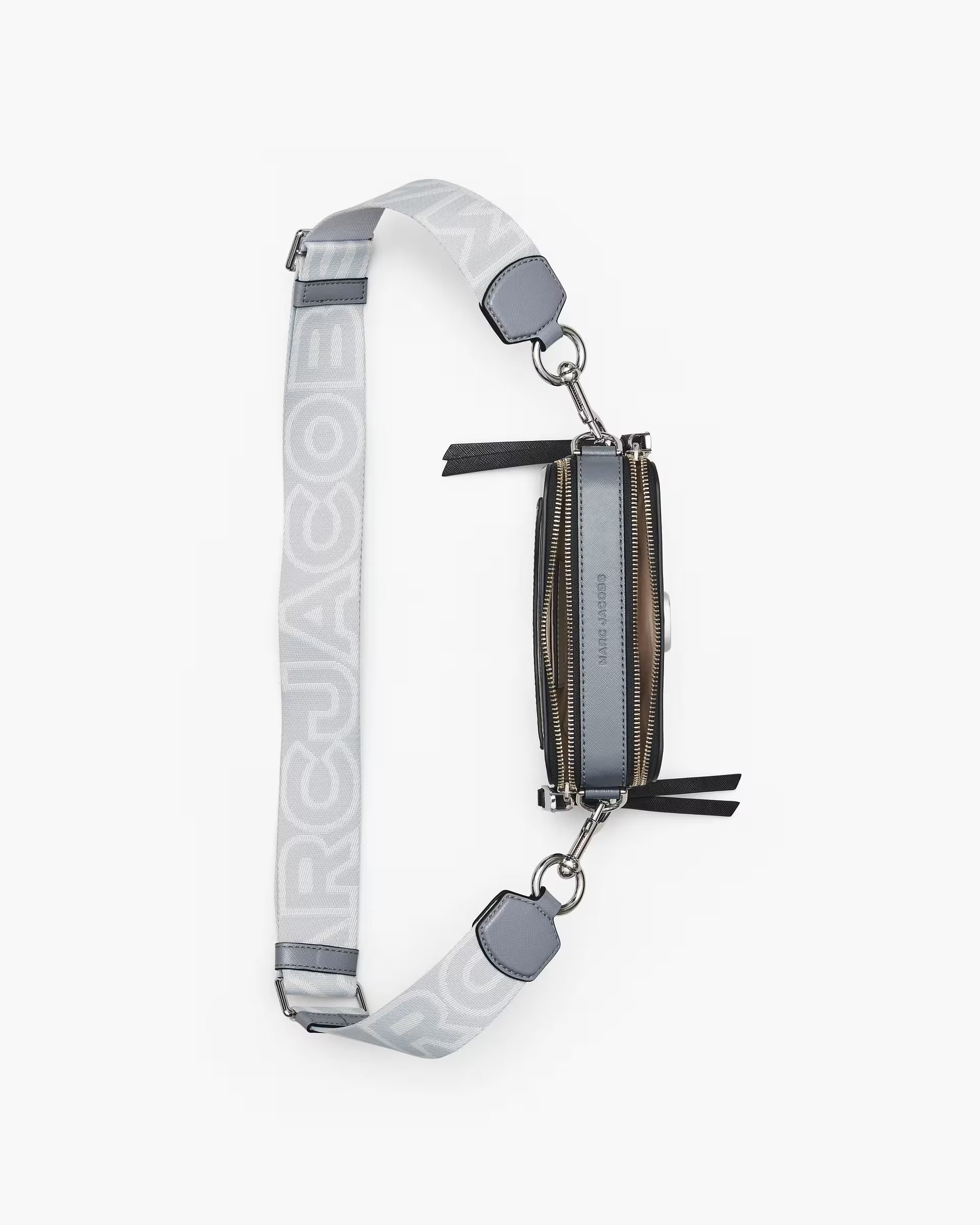 MARC JACOBS | Le Snapshot