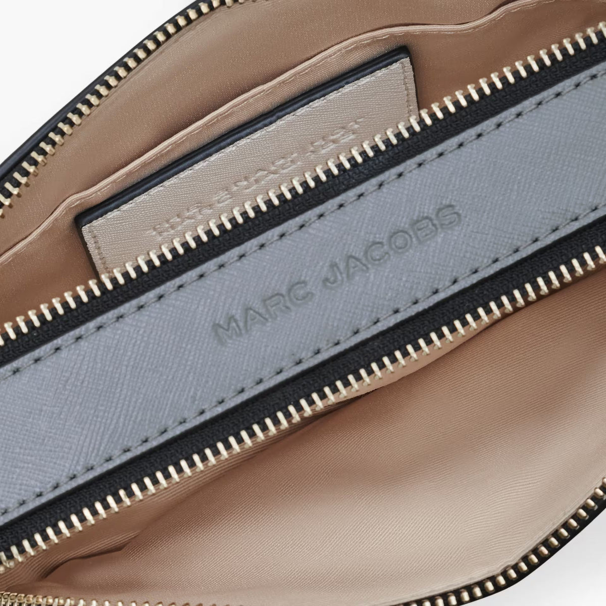 MARC JACOBS | Le Snapshot