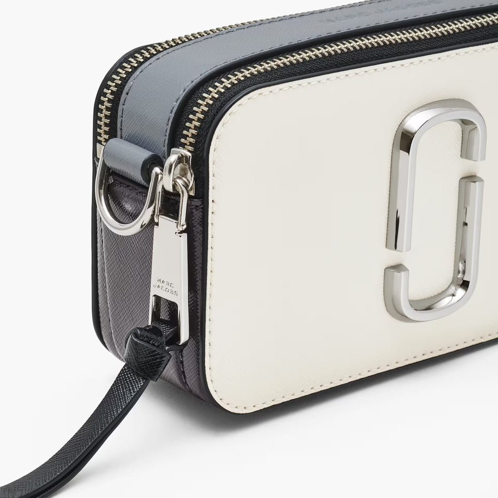 MARC JACOBS | Le Snapshot