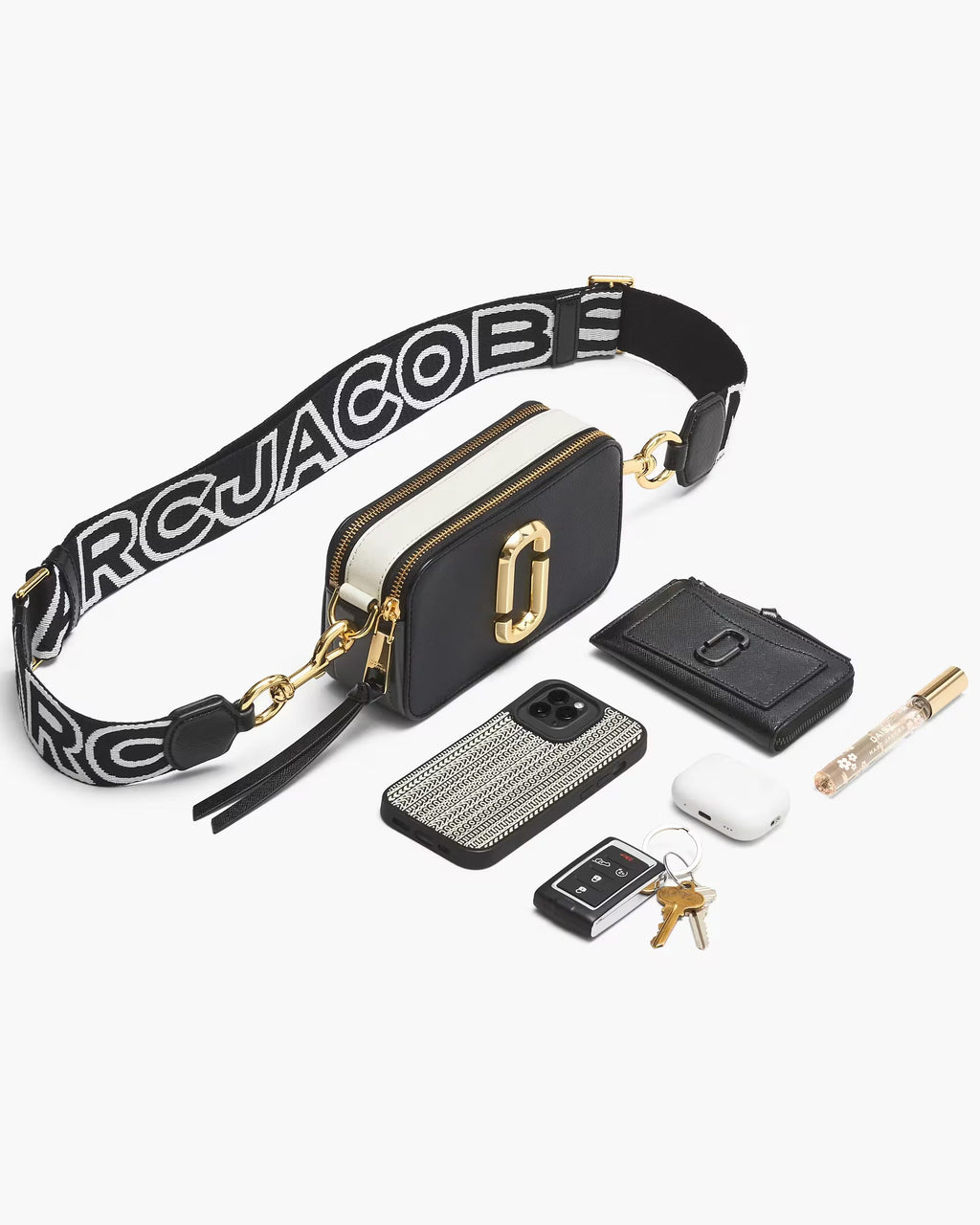 MARC JACOBS | Le Snapshot