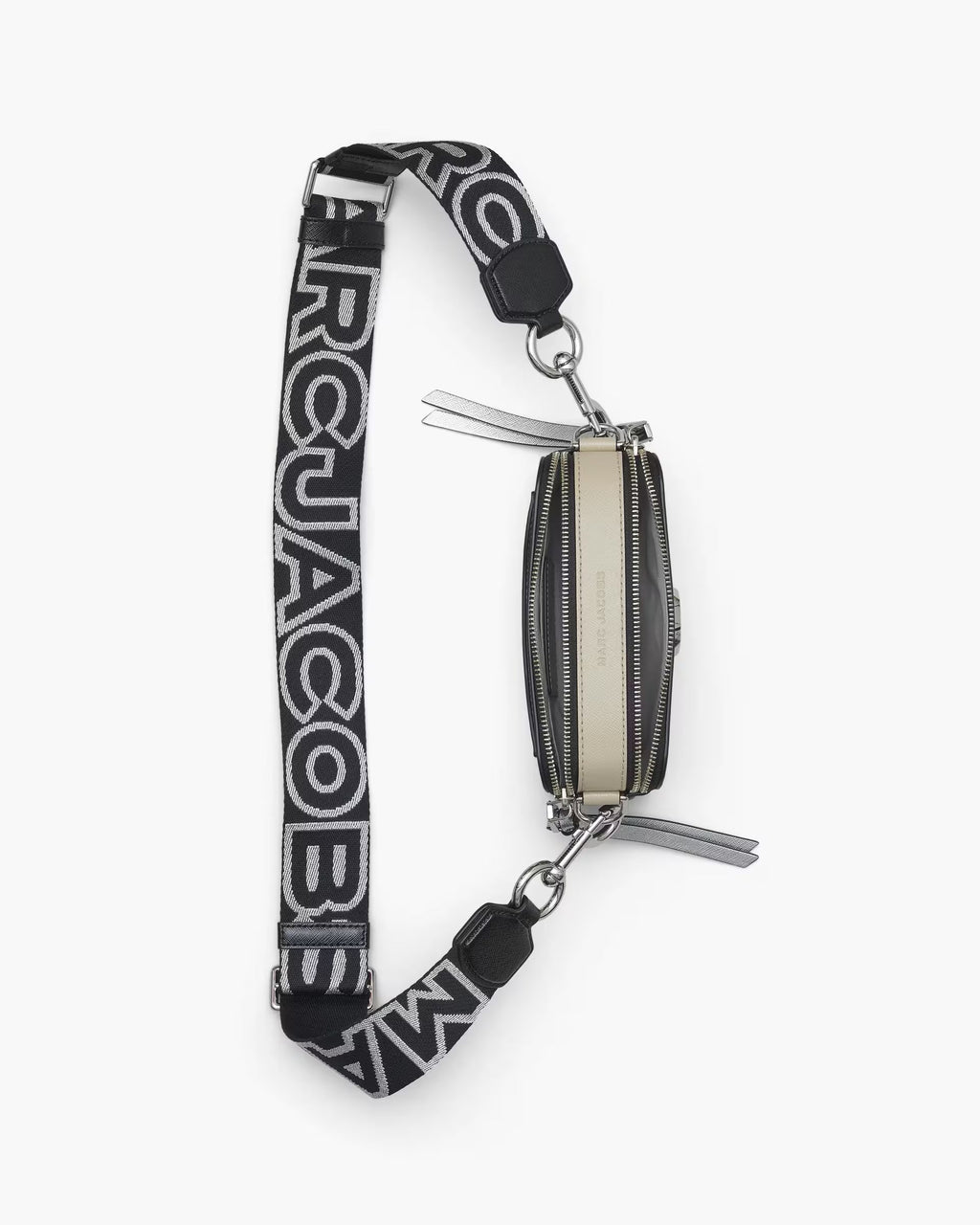 MARC JACOBS | Le Snapshot