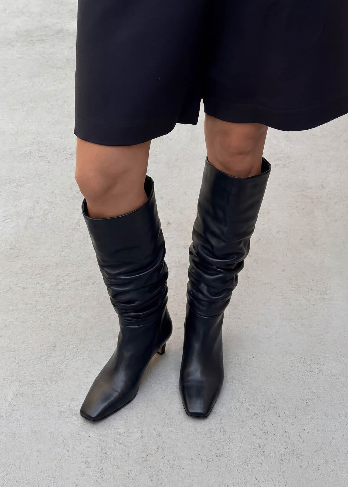 Alohas Kalila Leather Boots - Black