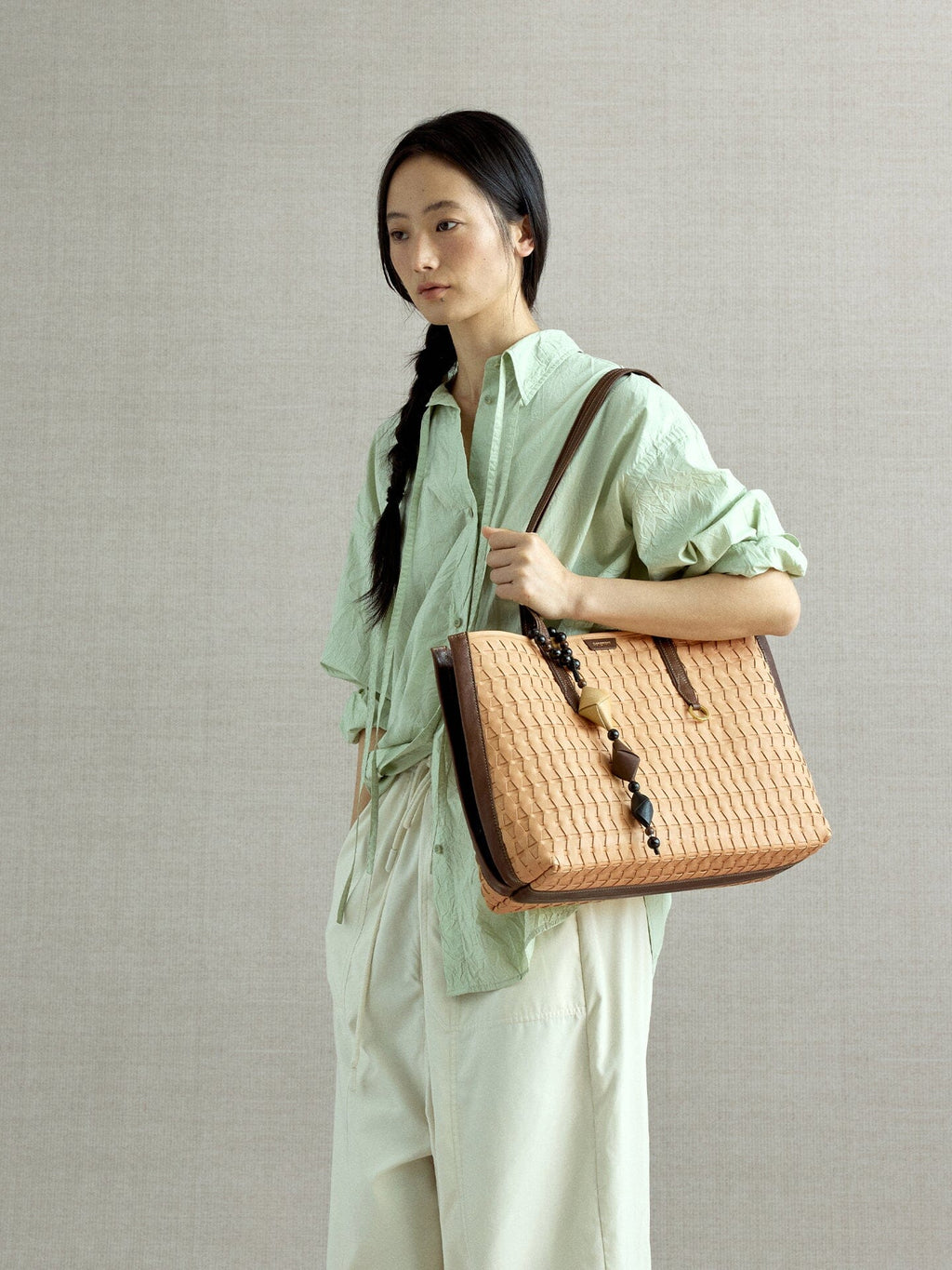 Songmont Medium Lattice Tote - Onyx