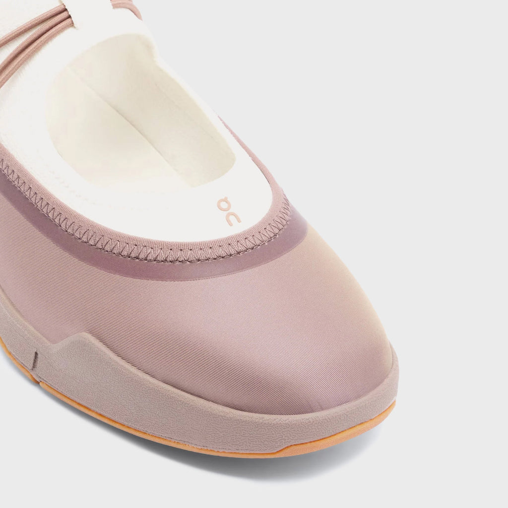 On Cloudnova Women's - Clove / Ivory