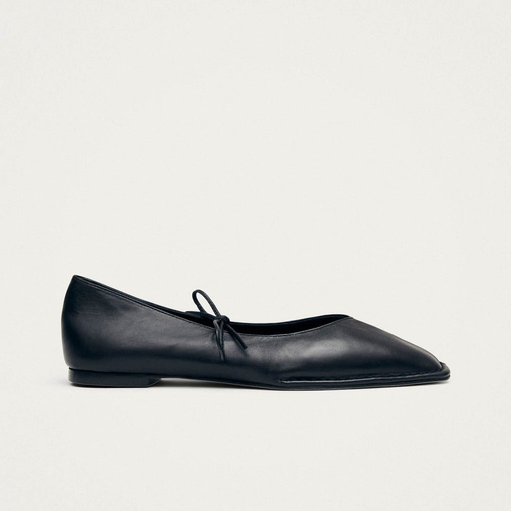 Alohas Sway Leather Ballet Flats - Black